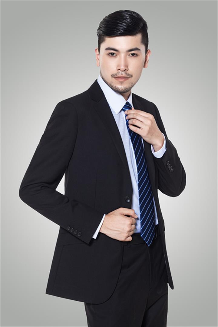 费进 商务拓展总监